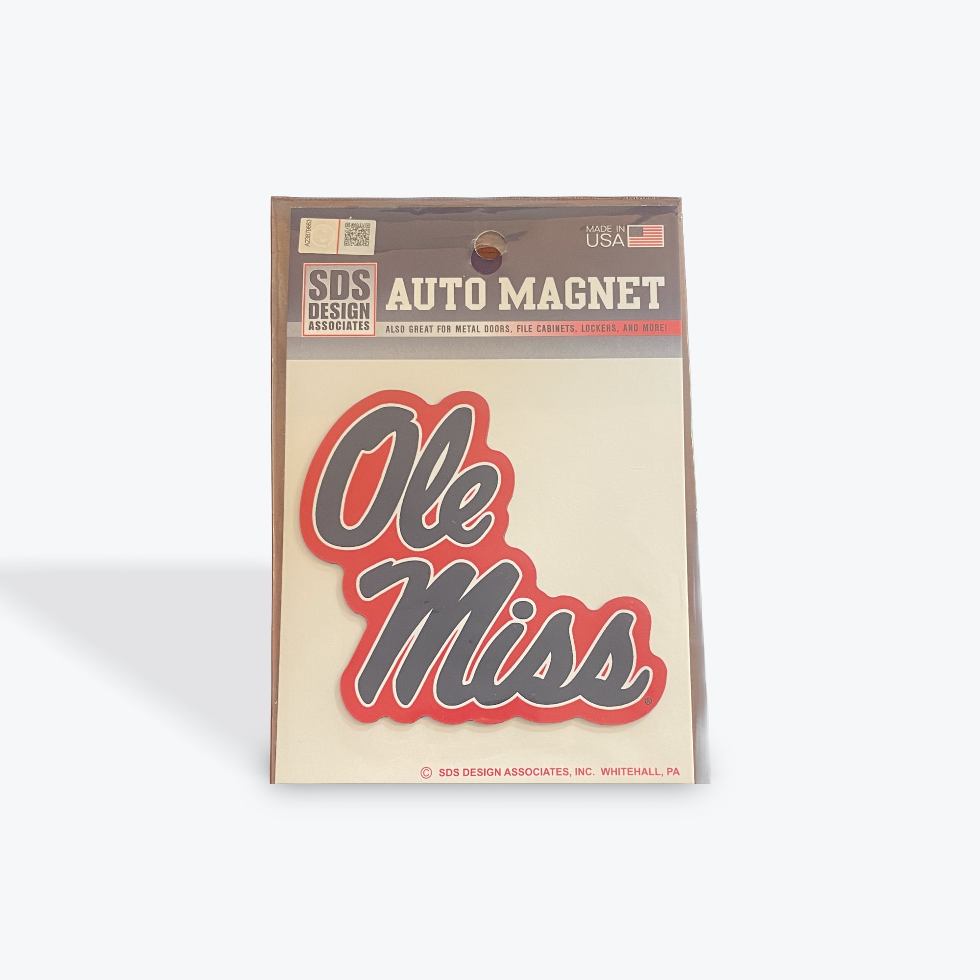 sm-stacked-navy-om-magnet-university-sporting-goods